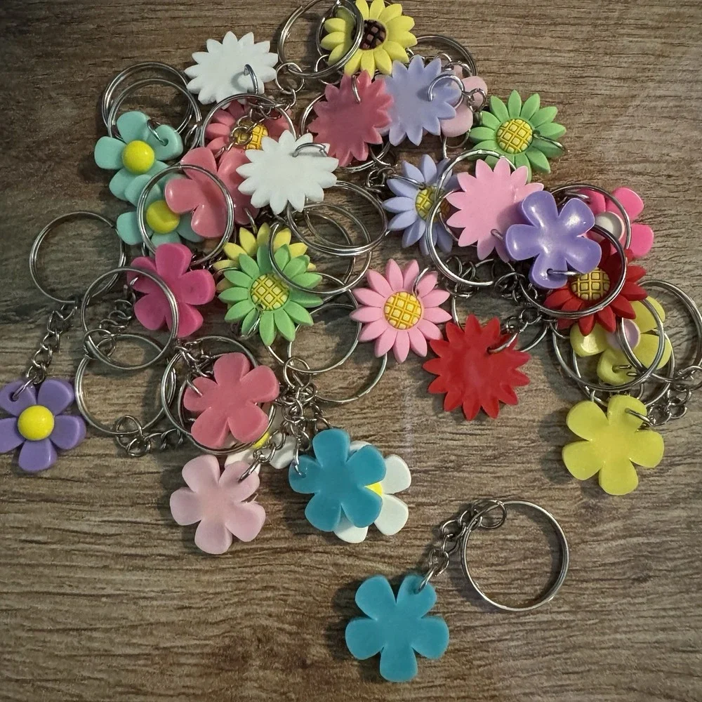 25 Pcs Flower Party Favors Different Style Floral Keychains All Colors‎ Birthday